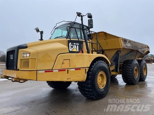 CAT 745C Artikulētie pašizgāzēji