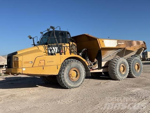 CAT 745C Artikulētie pašizgāzēji