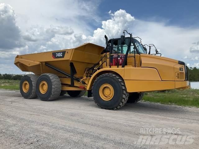 CAT 745C Artikulētie pašizgāzēji