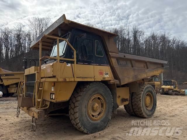 CAT 769D Artikulētie pašizgāzēji