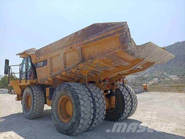 CAT 773F Artikulētie pašizgāzēji