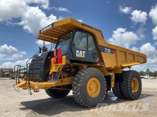 CAT 773F Artikulētie pašizgāzēji