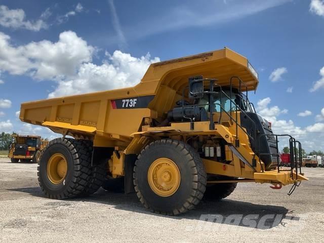 CAT 773F Artikulētie pašizgāzēji