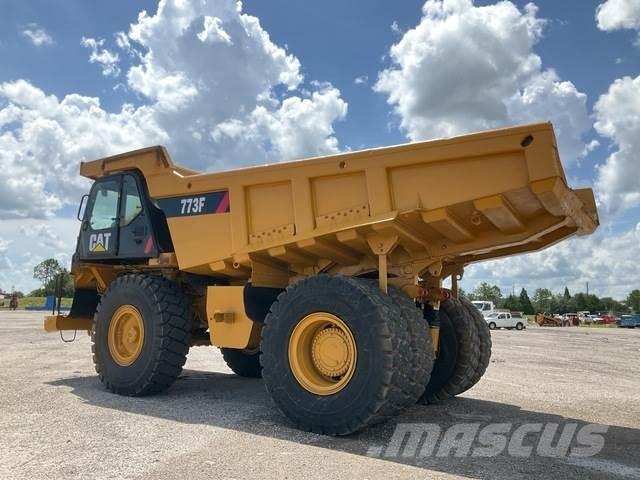CAT 773F Artikulētie pašizgāzēji