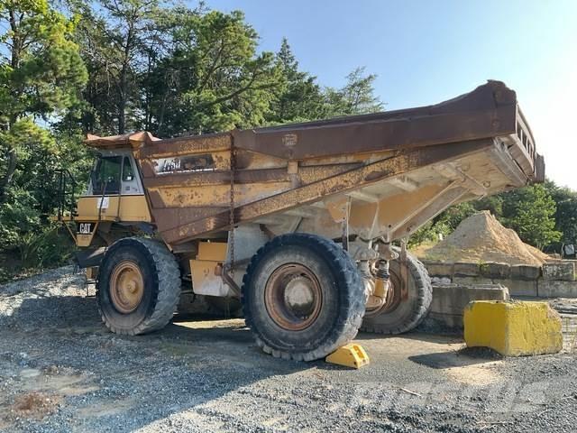CAT 775D Artikulētie pašizgāzēji