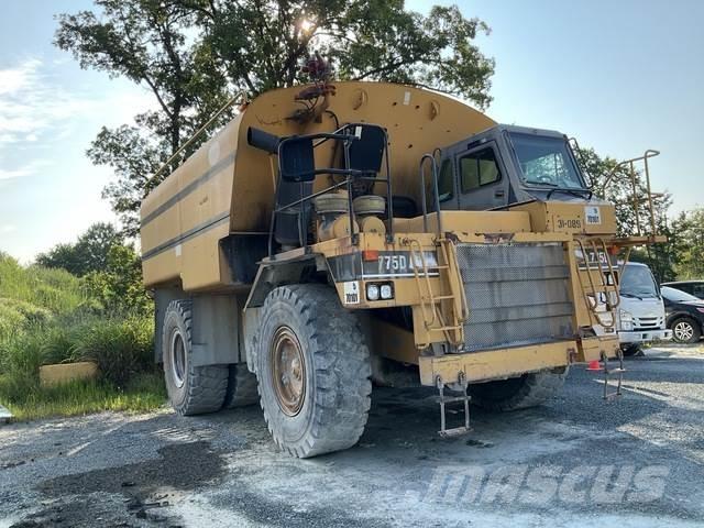 CAT 775D Artikulētie pašizgāzēji