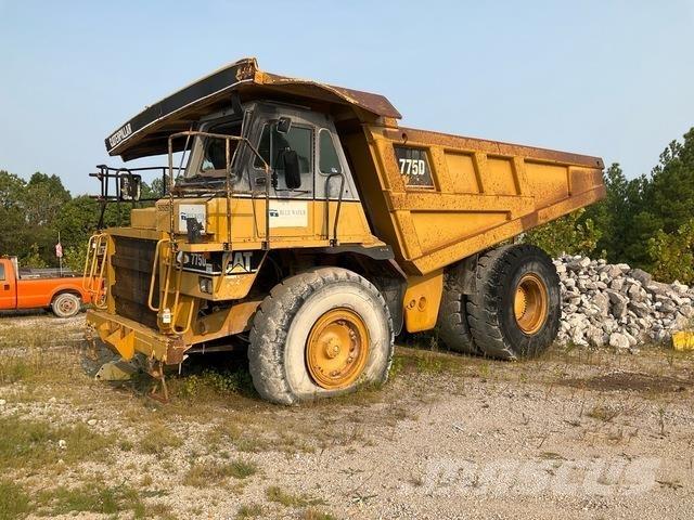 CAT 775D Artikulētie pašizgāzēji
