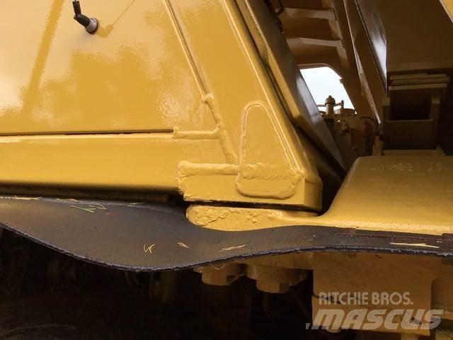 CAT 775E Artikulētie pašizgāzēji