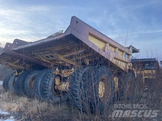 CAT 777D Artikulētie pašizgāzēji