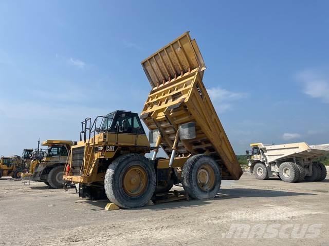 CAT 777D Artikulētie pašizgāzēji