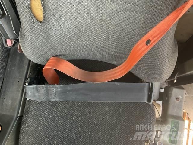 CAT 777D Artikulētie pašizgāzēji