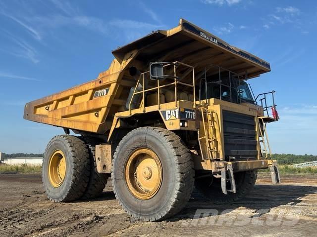 CAT 777D Artikulētie pašizgāzēji