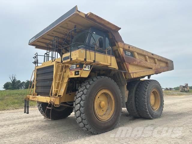 CAT 777D Artikulētie pašizgāzēji