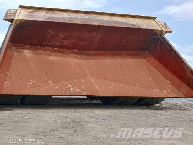 CAT 777E Artikulētie pašizgāzēji