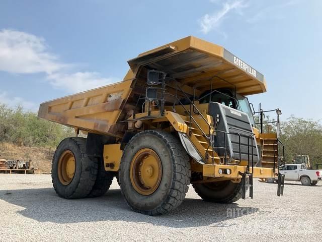 CAT 777F Artikulētie pašizgāzēji