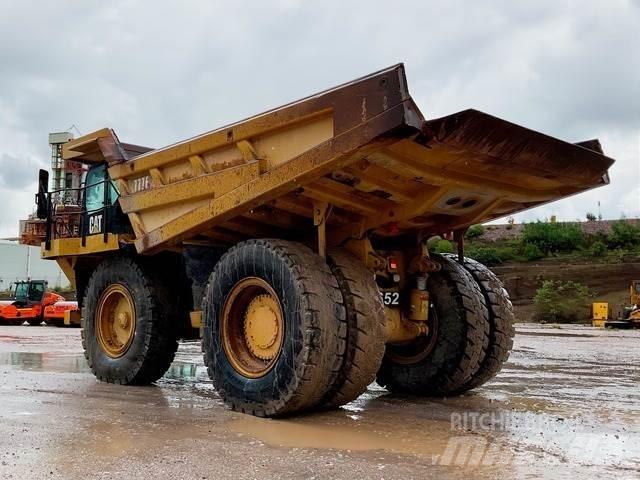 CAT 777F Artikulētie pašizgāzēji