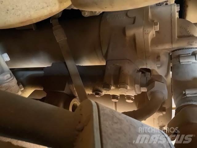 CAT 777F Artikulētie pašizgāzēji