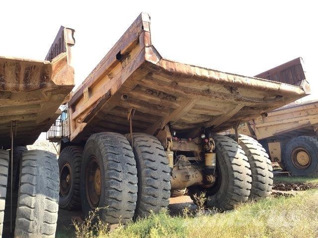 CAT 785 Artikulētie pašizgāzēji