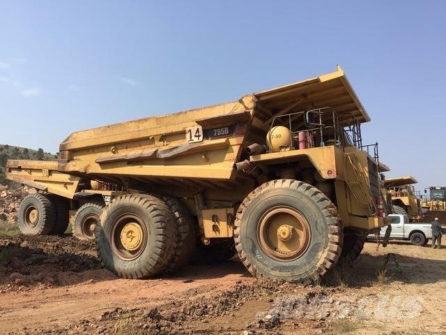 CAT 785B Artikulētie pašizgāzēji