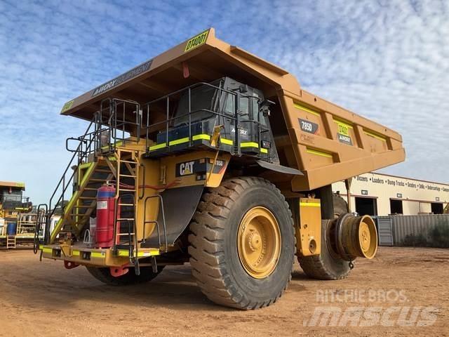 CAT 785D Artikulētie pašizgāzēji