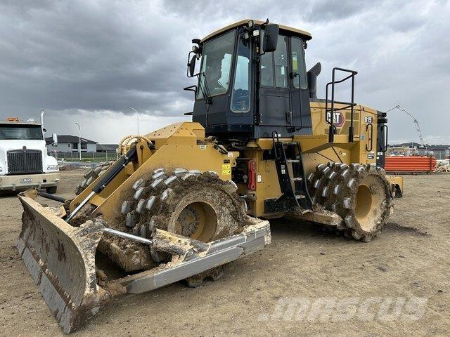 CAT 815 Augsnes blīvētāji