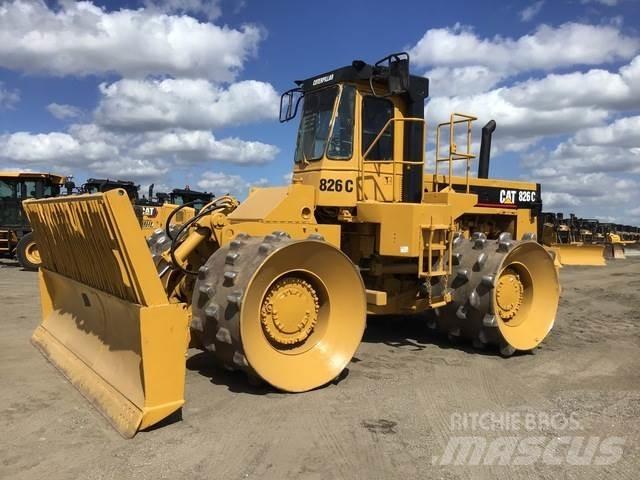 CAT 826C Augsnes blīvētāji