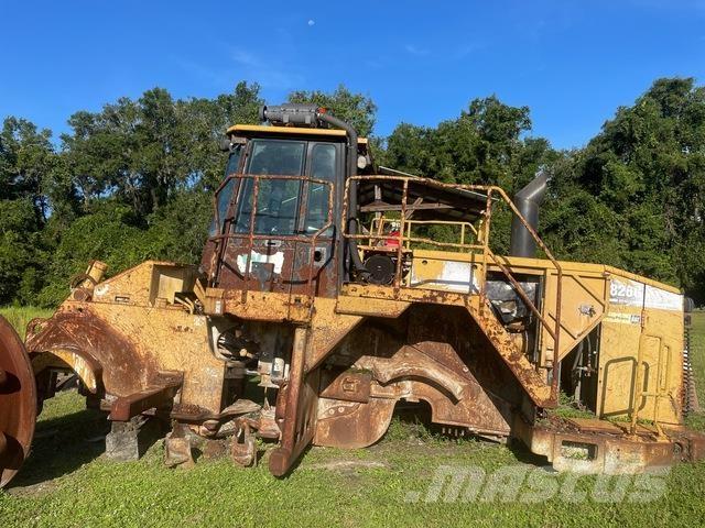 CAT 826G Augsnes blīvētāji