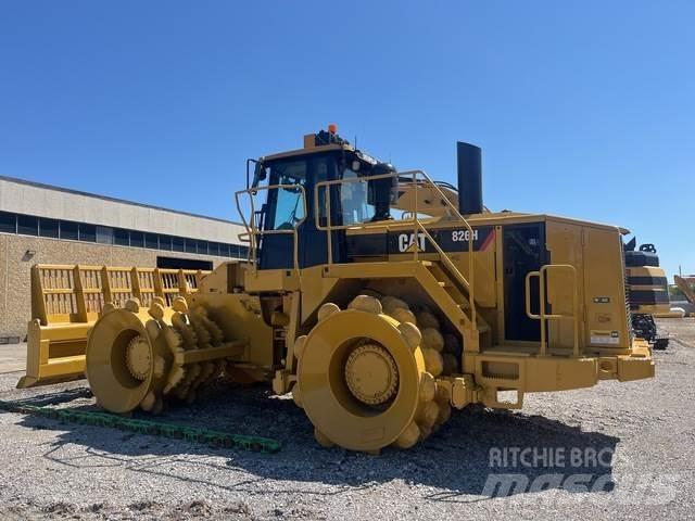 CAT 826H Augsnes blīvētāji