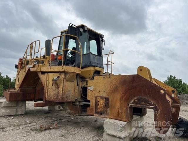 CAT 836G Augsnes blīvētāji