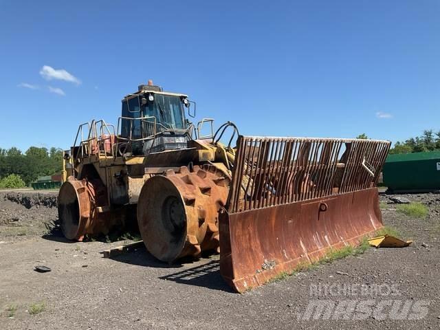 CAT 836G Augsnes blīvētāji