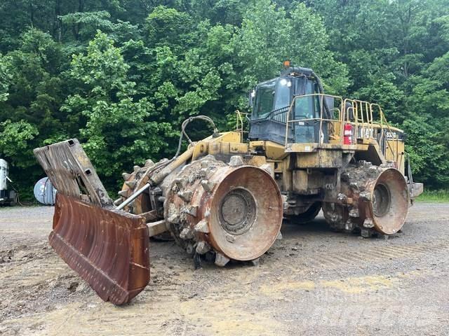 CAT 836G Augsnes blīvētāji