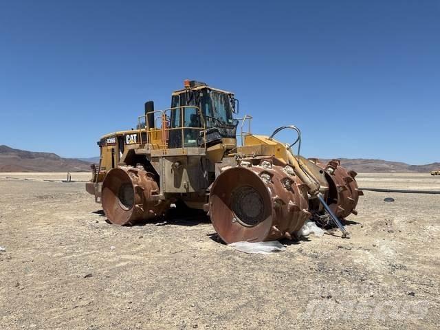CAT 836G Augsnes blīvētāji
