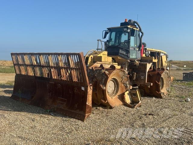 CAT 836G Augsnes blīvētāji