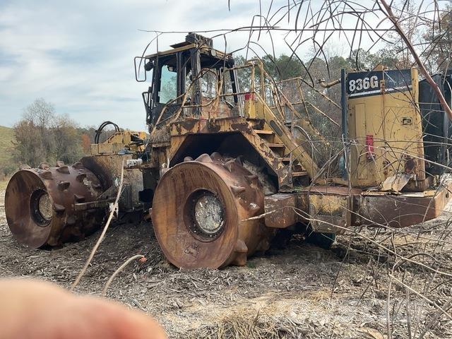 CAT 836G Augsnes blīvētāji