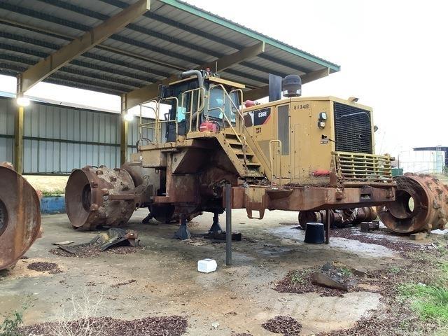 CAT 836H Augsnes blīvētāji