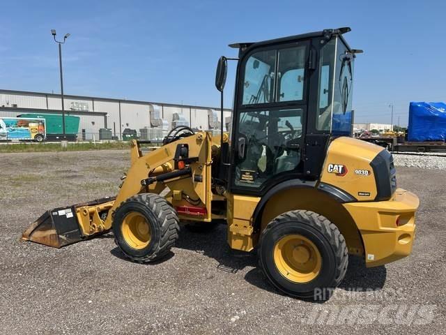 CAT 903D Iekrāvēji uz riteņiem