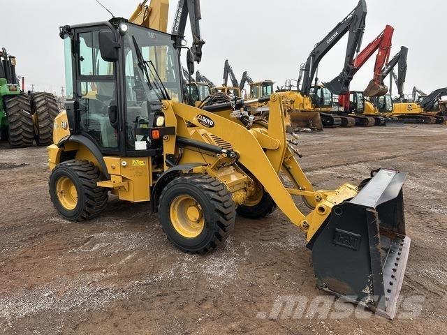 CAT 903D Iekrāvēji uz riteņiem