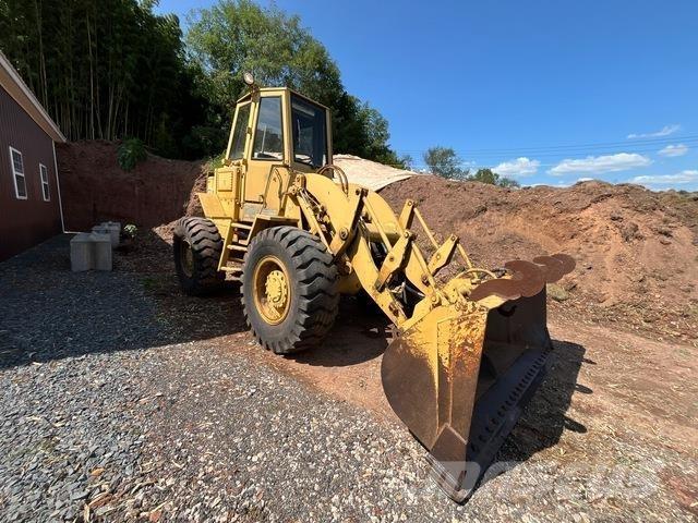 CAT 920 Iekrāvēji uz riteņiem
