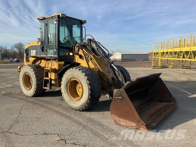 CAT 924G Iekrāvēji uz riteņiem