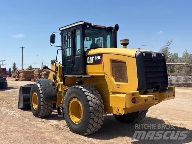 CAT 924K Iekrāvēji uz riteņiem