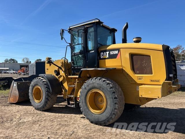 CAT 926M Iekrāvēji uz riteņiem