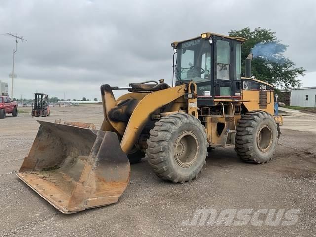 CAT 928G Iekrāvēji uz riteņiem