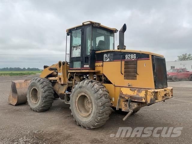 CAT 928G Iekrāvēji uz riteņiem