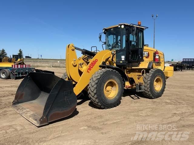 CAT 938M Iekrāvēji uz riteņiem