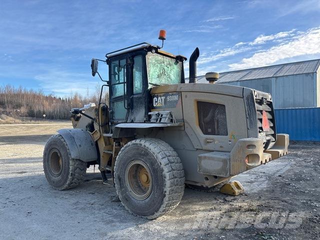 CAT 938M Iekrāvēji uz riteņiem