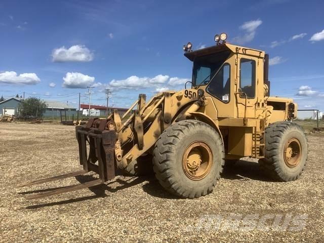 CAT 950 Iekrāvēji uz riteņiem