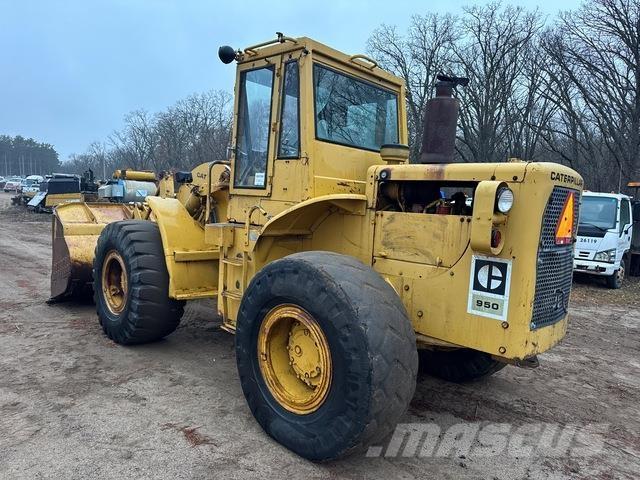 CAT 950B Iekrāvēji uz riteņiem