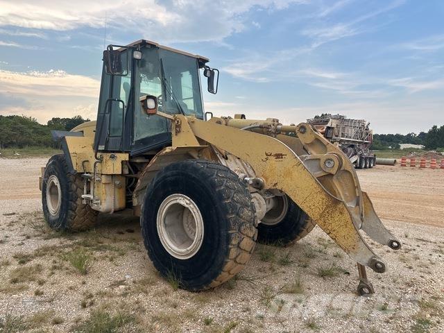 CAT 950G Iekrāvēji uz riteņiem