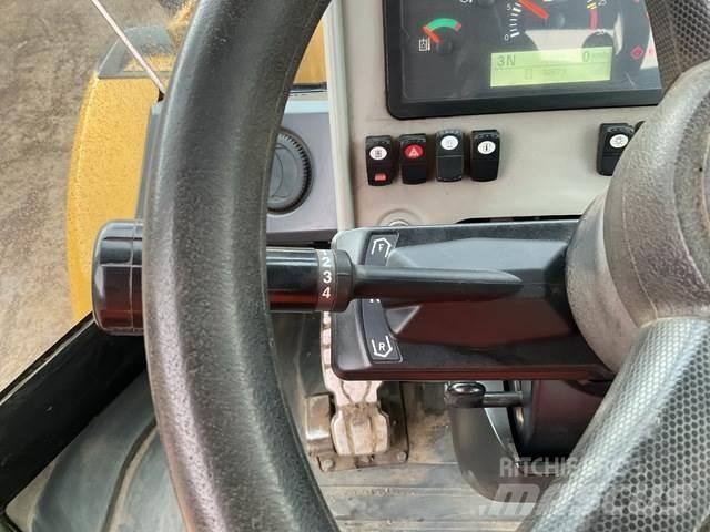 CAT 950GC Iekrāvēji uz riteņiem