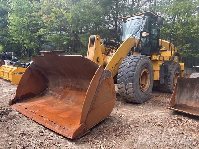 CAT 950K Iekrāvēji uz riteņiem